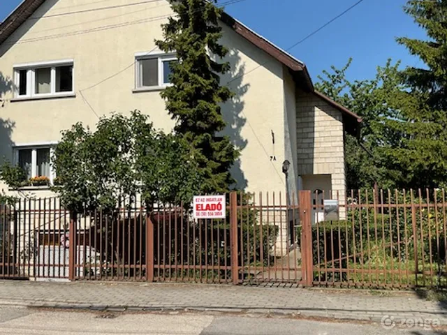 Eladó ház Szentendre, Pannóniatelep 130 nm