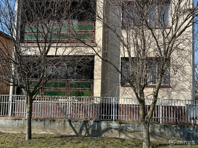 Eladó ház Hajdúdorog 220 nm