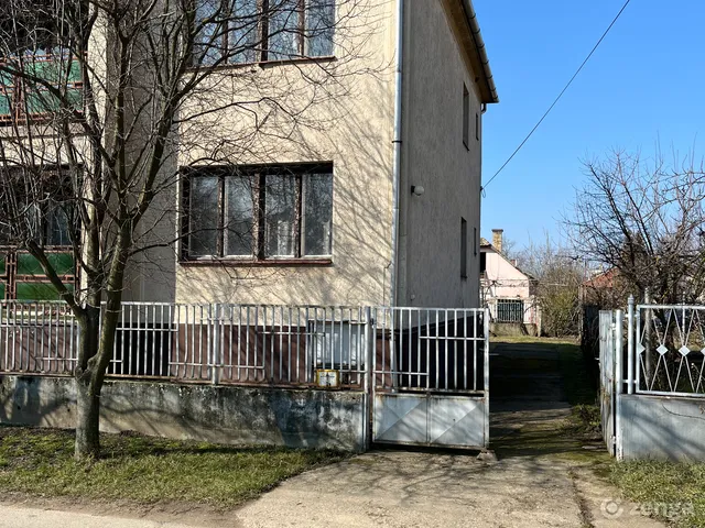Eladó ház Hajdúdorog 180 nm
