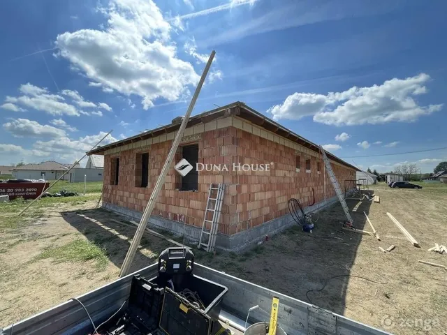 Eladó ház Inárcs 94 nm