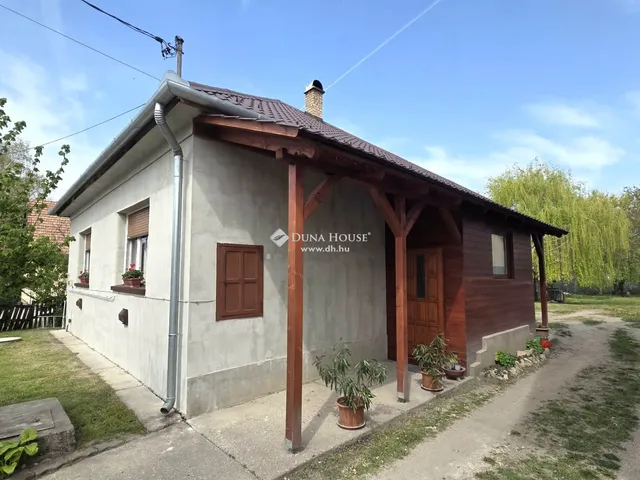 Eladó ház Bugyi 100 nm