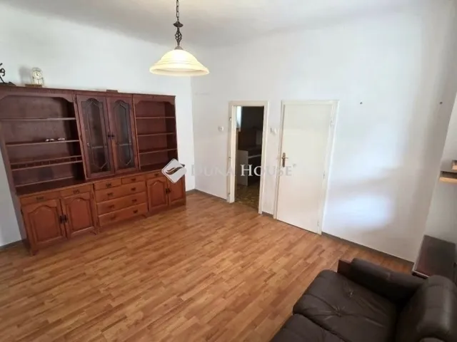 Eladó ház Újhartyán 102 nm