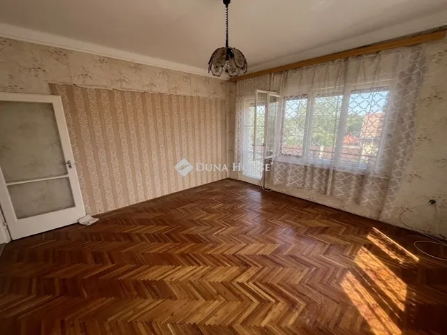 Eladó ház Dánszentmiklós 149 nm