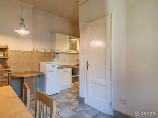 Eladó lakás Budapest VI. kerület, Nagykörúton belüli terület, Dessewffy 39 83 nm