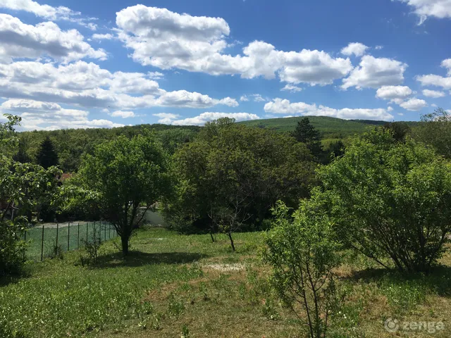 Eladó telek Pécs, Ürög 1240 nm