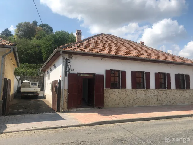 Eladó ház Bodrogkeresztúr 175 nm