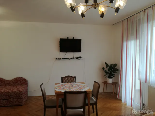 Kiadó lakás Budapest II. kerület, Törökvész 62 nm