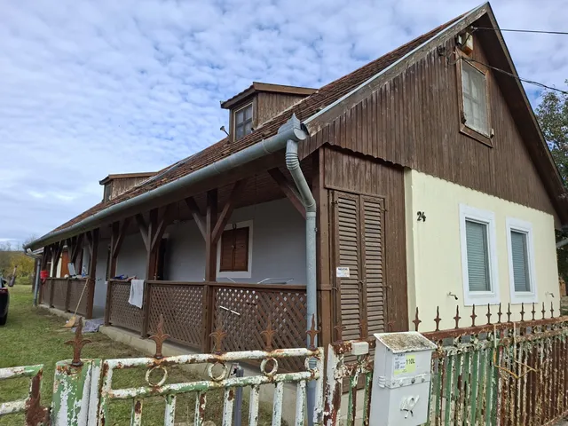 Eladó ház Visz 100 nm