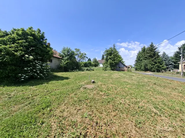 Eladó telek Őrtilos 1120 nm