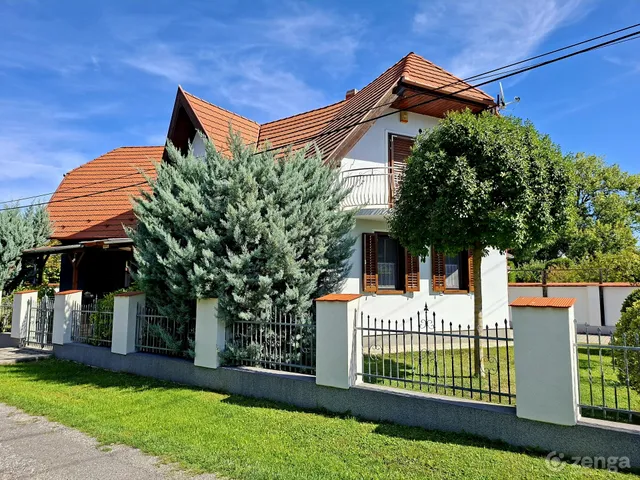 Eladó ház Balatonmáriafürdő 150 nm