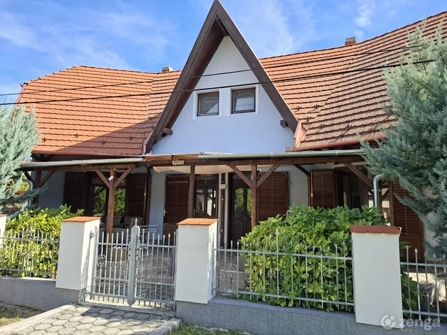 Eladó ház Balatonmáriafürdő 150 nm
