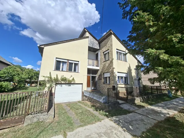 Eladó ház Görgeteg 140 nm