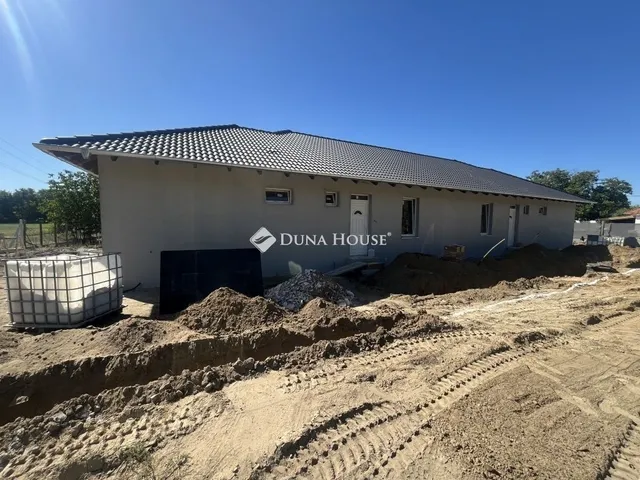 Eladó ház Kakucs 95 nm