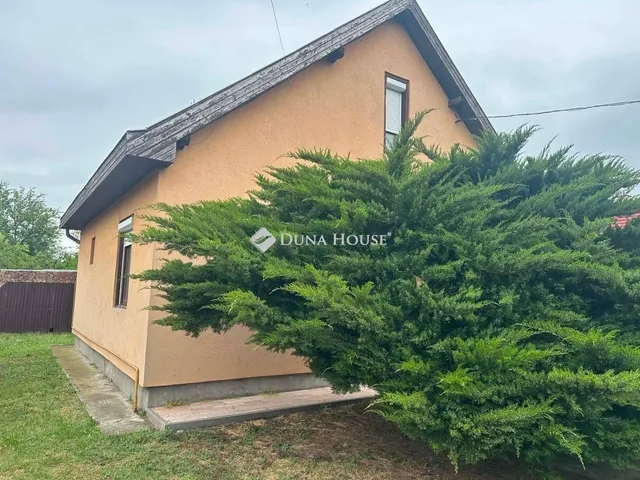 Eladó ház Majosháza 110 nm