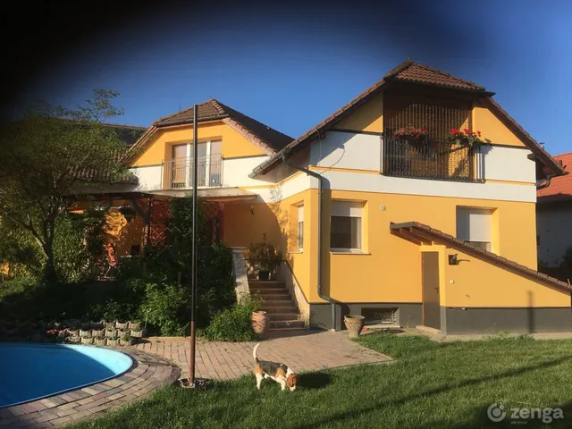 Eladó ház Halásztelek 460 nm