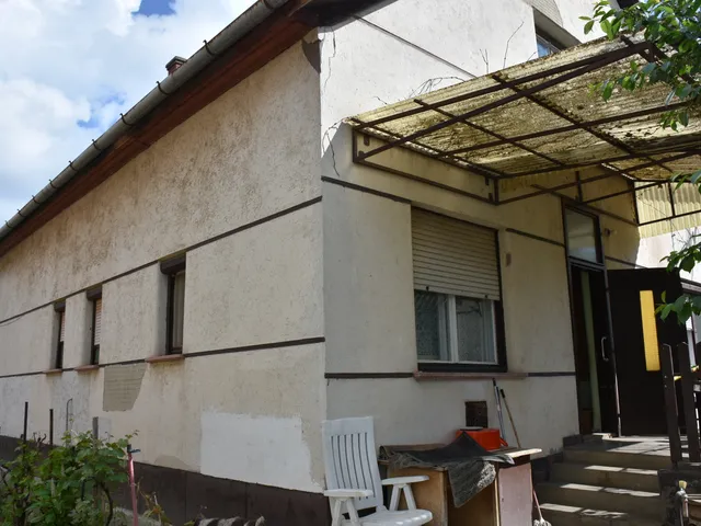 Eladó ház Törökszentmiklós 90 nm
