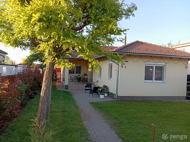 Eladó ház Ballószög 124 nm