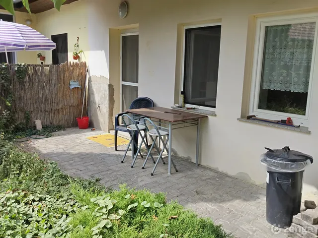 Kiadó ház Pomáz 25 nm