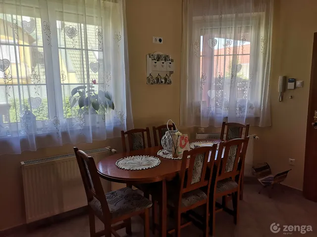 Eladó ház Teskánd 79 nm