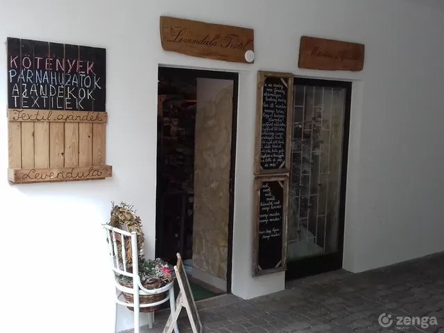 Kiadó kereskedelmi és ipari ingatlan Szekszárd 41 nm