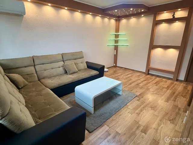 Eladó lakás Szekszárd, Alsóváros 56 nm