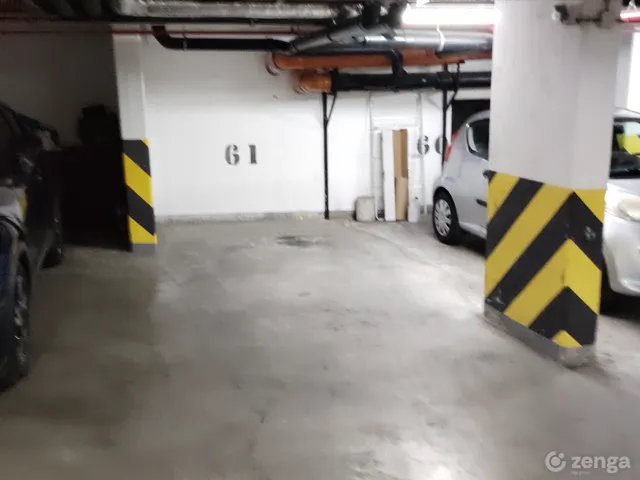 Kiadó garázs Budapest III. kerület, Csillaghegy 13 nm