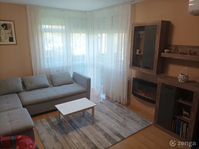 Eladó lakás Kaposvár 77 nm