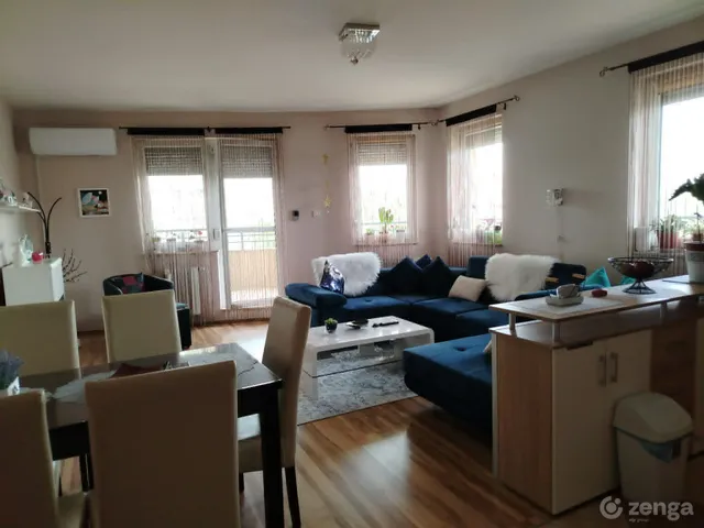 Eladó lakás Szeged, Felsőváros 77 nm