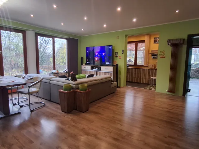 Eladó ház Sajószentpéter 260 nm