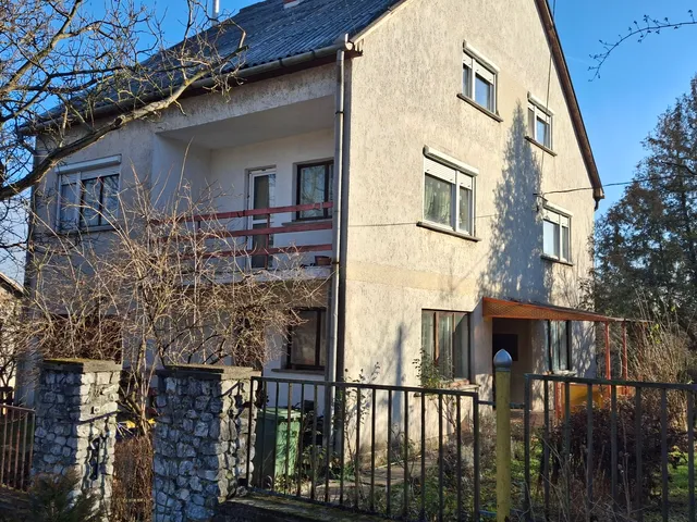 Eladó ház Sajószentpéter 170 nm