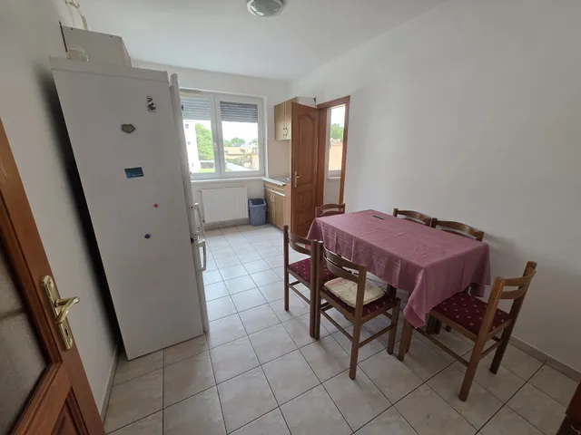 Eladó lakás Debrecen 77 nm