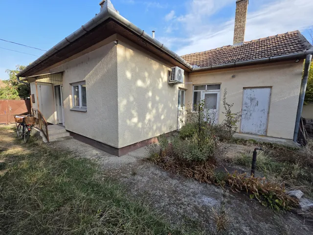 Eladó ház Balmazújváros, Belváros 84 nm