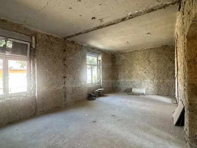 Eladó ház Gyöngyös, Belváros 180 nm