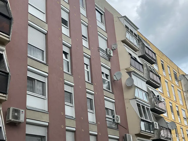 Eladó lakás Szentlőrinc 57 nm
