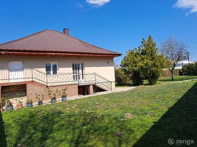 Eladó ház Tokod, Kossuth Lajos utca 125. 90 nm