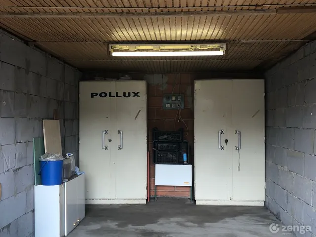 Eladó garázs Gyöngyös, Déli iparterület, Baross Gábor u.  18 nm