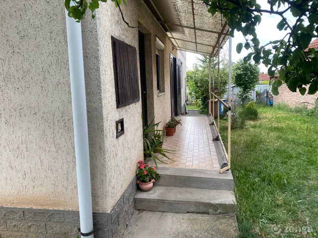 Eladó ház Hatvan, Újhatvan 332 nm
