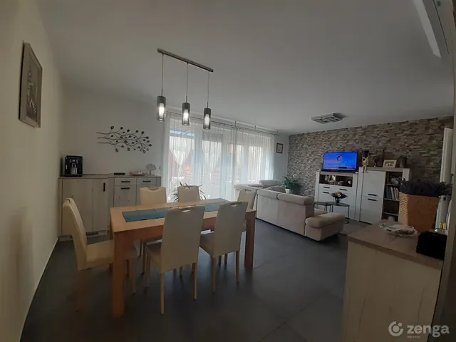 Eladó ház Győr, Szabadhegy, Verebes József utca 80 nm