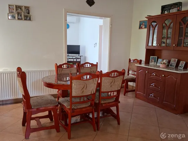 Eladó ház Csengőd, 6222 120 nm