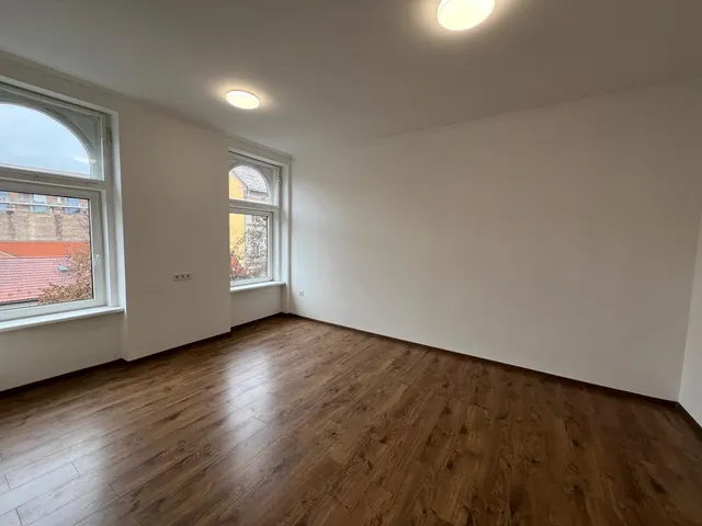Eladó lakás Budapest VIII. kerület, Füvész kert, Illés utca 49 nm