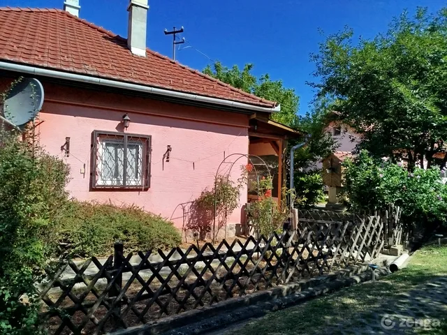 Eladó ház Pusztaszemes 73 nm