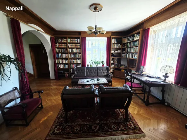 Eladó ház Diósjenő 161 nm