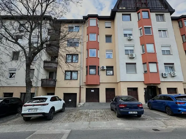 Eladó lakás Budapest XVIII. kerület, Gloriett-telep 62 nm