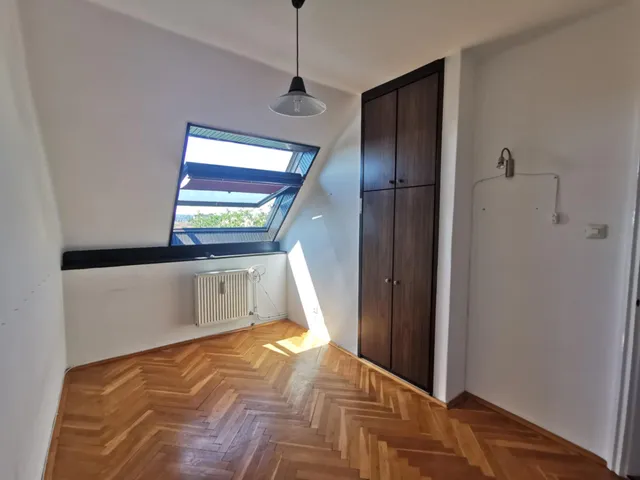 Eladó lakás Pécs 136 nm