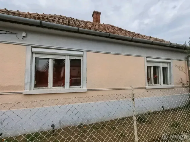 Eladó ház Monok 75 nm