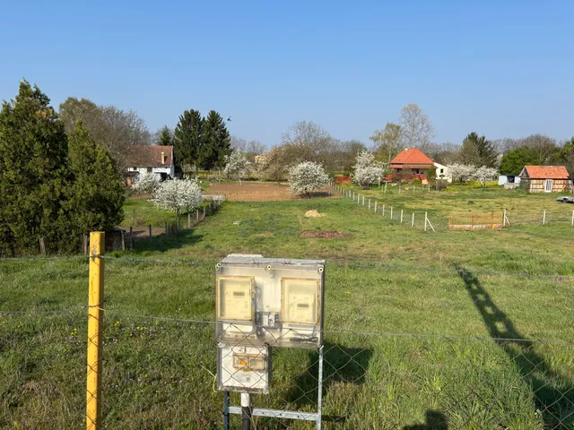 Eladó telek Nyíregyháza, Sóstóhegy 1275 nm