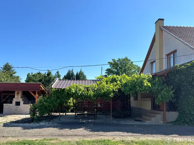 Eladó ház Orosháza 120 nm