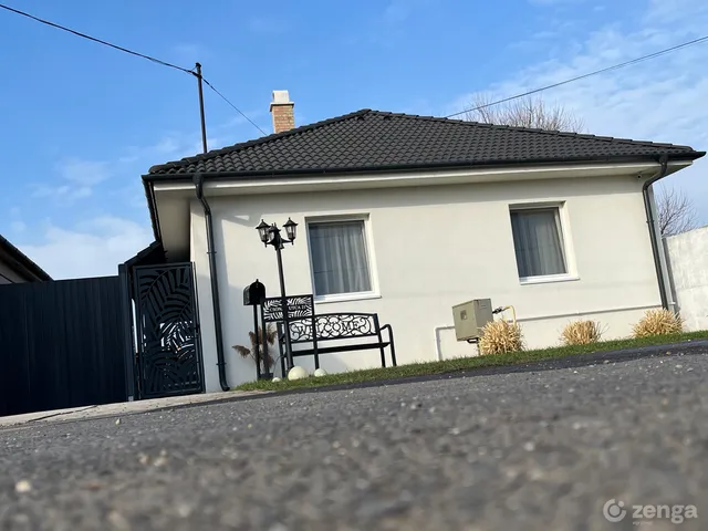 Eladó ház Debrecen, Boldogfalvikert 80 nm