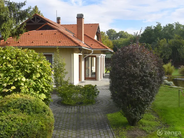 Eladó ház Tápiószecső, Gáborkút utca 230 nm