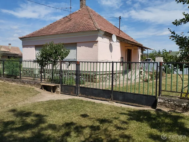Eladó ház Réde 110 nm